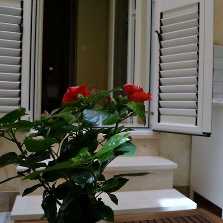 Casa Fuitina Apartment Syracuse ภายนอก รูปภาพ
