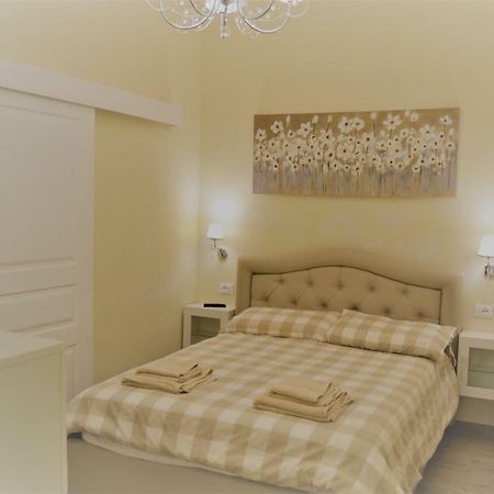 Casa Fuitina Apartment Syracuse ภายนอก รูปภาพ
