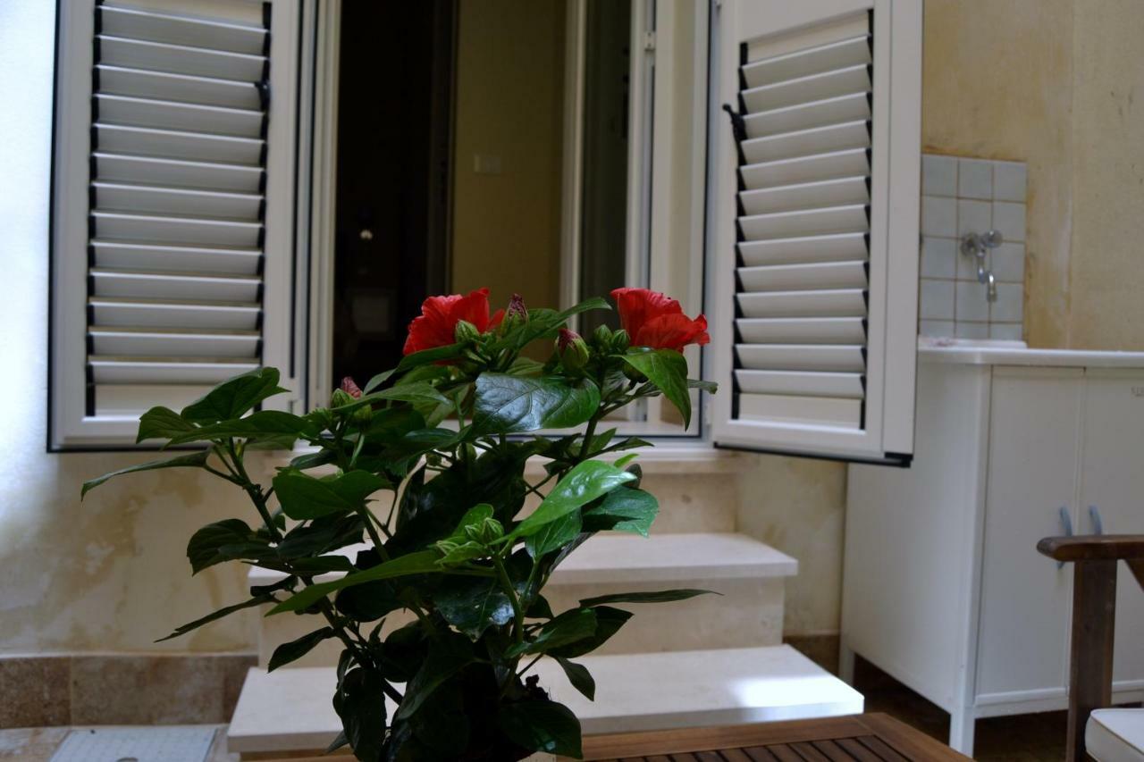 Casa Fuitina Apartment Syracuse ภายนอก รูปภาพ