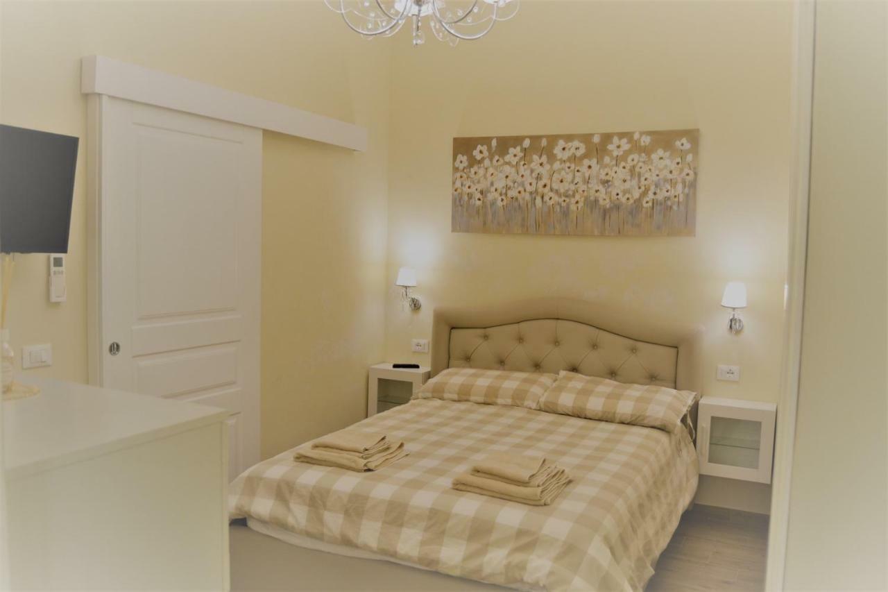 Casa Fuitina Apartment Syracuse ภายนอก รูปภาพ