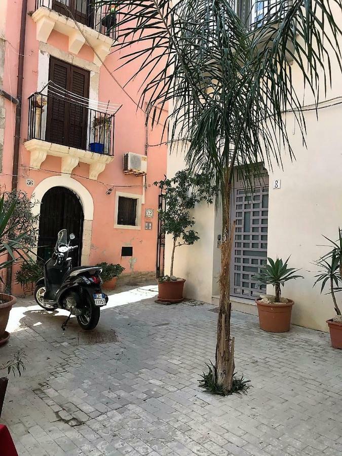 Casa Fuitina Apartment Syracuse ภายนอก รูปภาพ